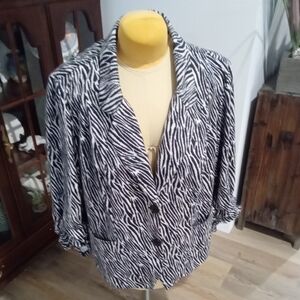 Cato Woman Plus Size 26/28 Zebra Print Blazer Jacket w/Cinched Sleeves